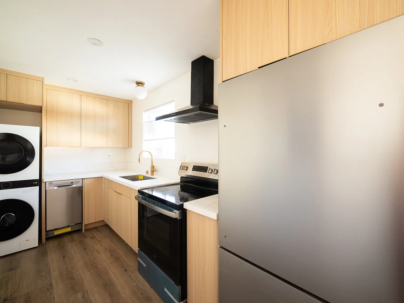 2 bed, 2.5 bath, $3,195 — Photo 2
