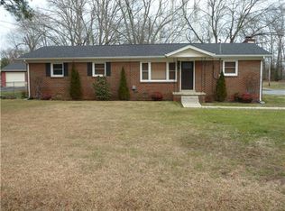 110 Ragan St, Tullahoma, TN 37388