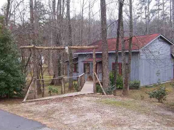 400 Trailwinds Dr, Westminster, SC 29693