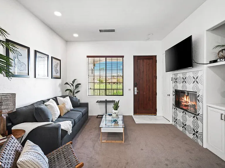50640 Santa Rosa Plz #6 — Photo 4