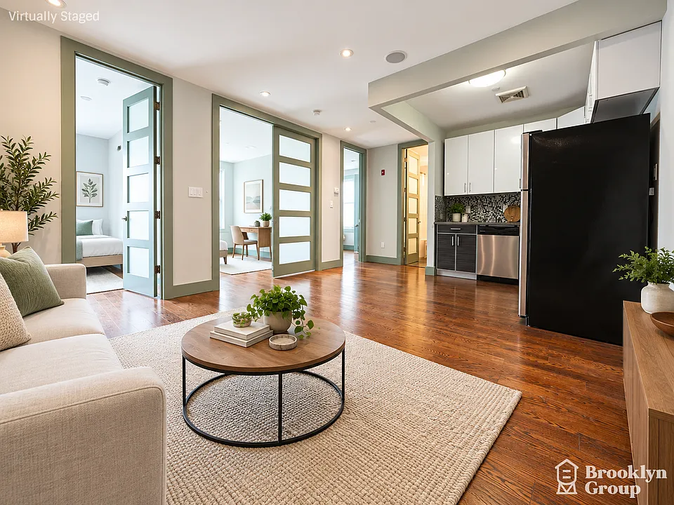 508 Seneca Ave #4C