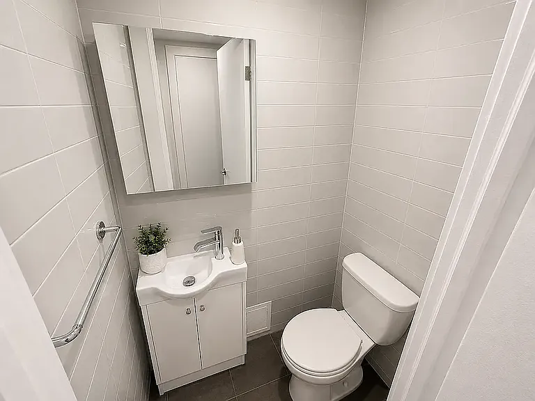 381 1st Ave #3F — Photo 7