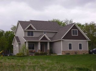 643 Tribute Pkwy, River Falls, WI 54022
