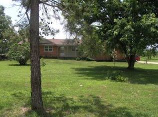 8630 Deerfield Rd, Mountain Grove, MO 65711