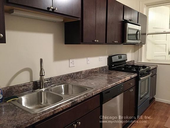 2nd image of 7442 N Seeley Ave #1