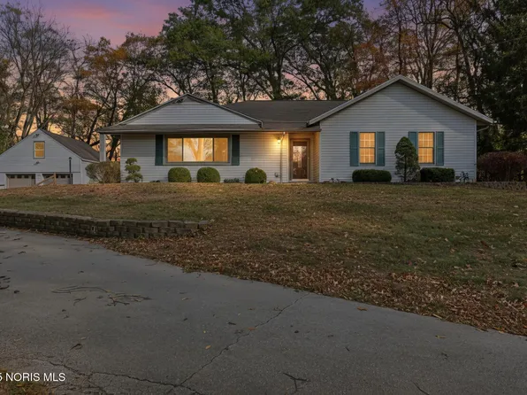 5835 Davis Rd, Whitehouse, OH 43571