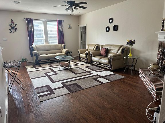 3rd image of 628 Lake City Dr
