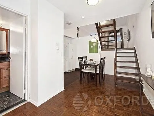 Sold by Oxford Property Group | media 8