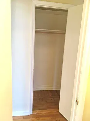 Rented by New York Residence | media 23