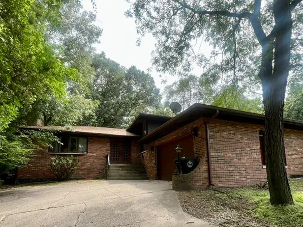 (undisclosed Address), Gary, IN 46403