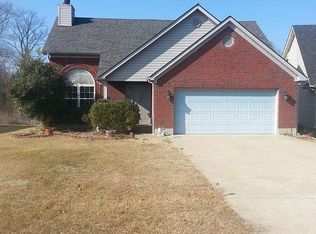 7544 Eagle Ridge Dr, Sellersburg, IN 47172