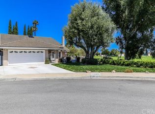 10695 El Adelante Ave, Fountain Valley, CA 92708