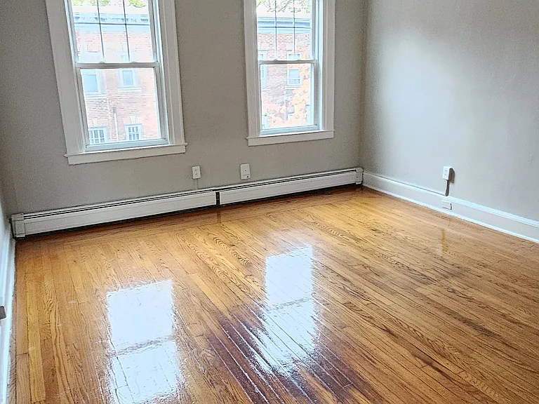 204 Sherman Ave #B3 — Photo 4