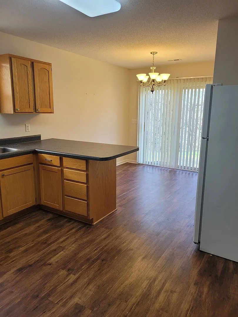 Building Photo - 184 Bethania Oaks Cir
