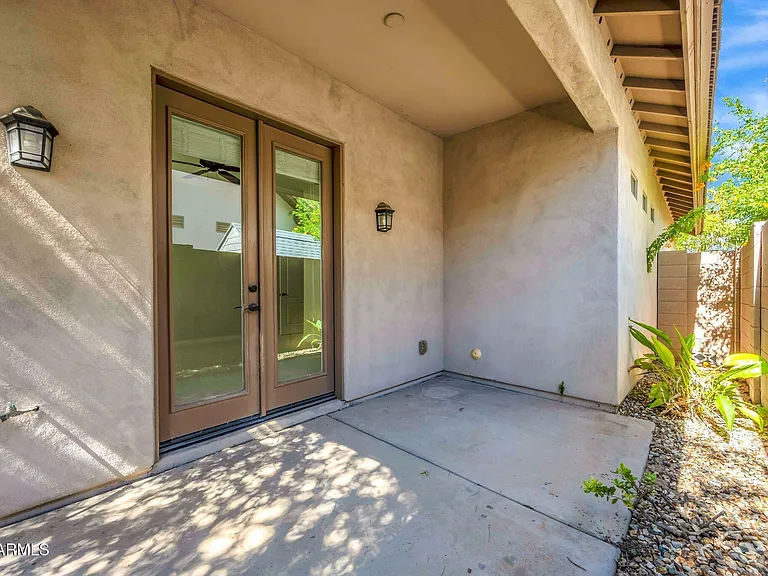 4213 E Edgemont Ave — Photo 19
