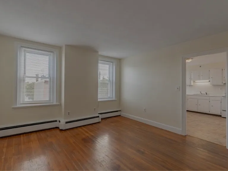 132 Emerson St #33 — Photo 6