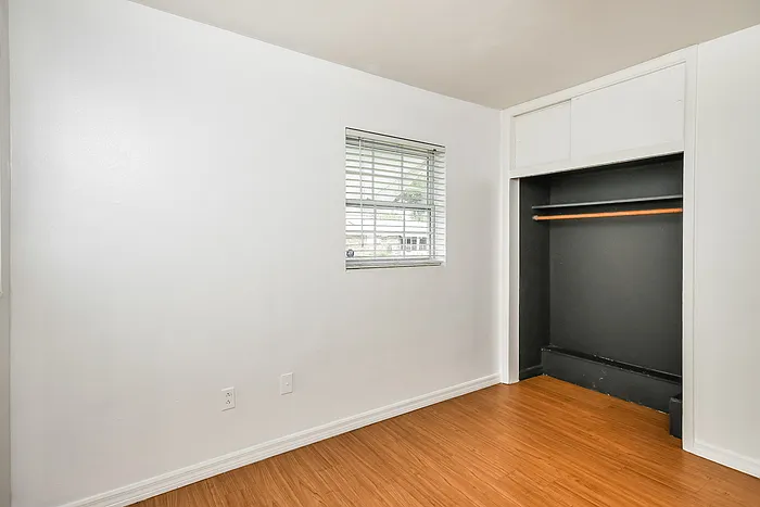 415 California Ave — Photo 14