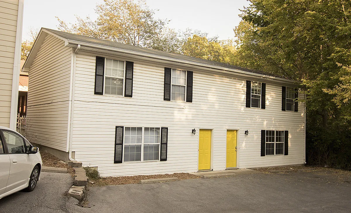 3br/2ba On East Campus! — Photo 1