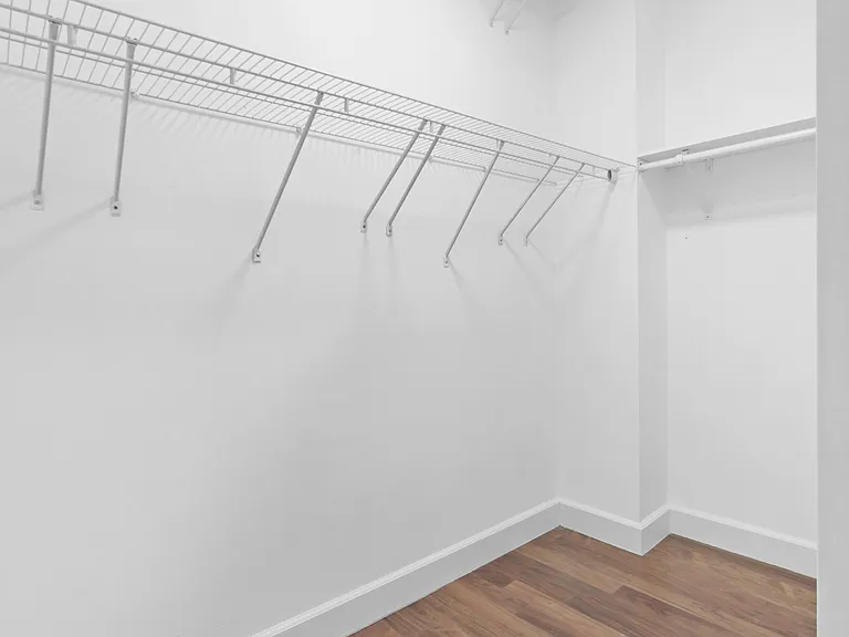 212 E 57th St #3A — Photo 12