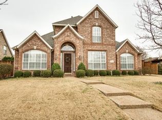 2702 Merlin Dr, The Colony, TX 75056