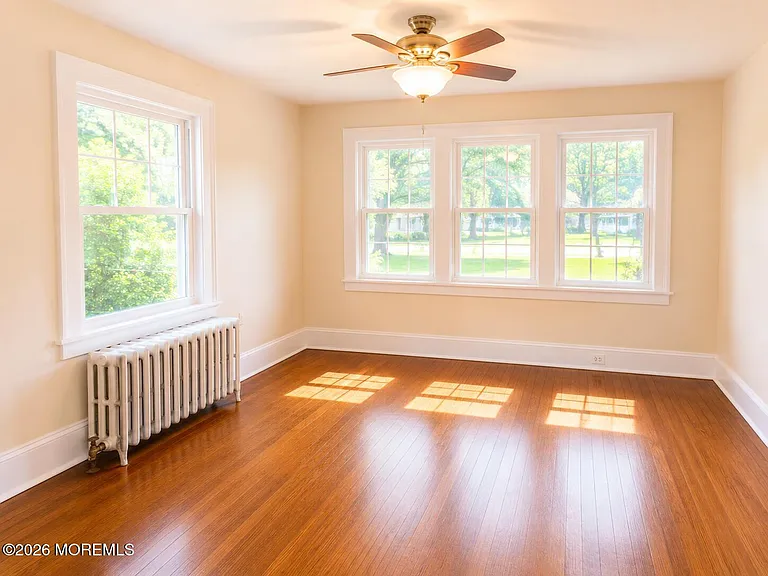 129 Rumson Rd — Photo 5