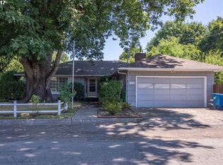 200 N Evergreen Ave, Stayton, OR