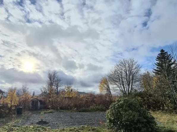 12 McKenzie St, Glace Bay, NS B1A 3G3