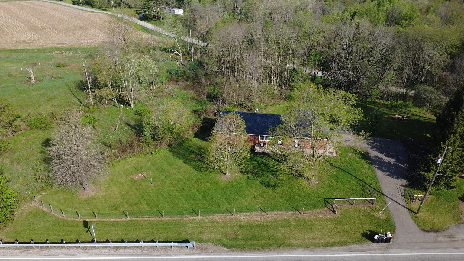 Listing photo 3 for 7382 Us Highway 42