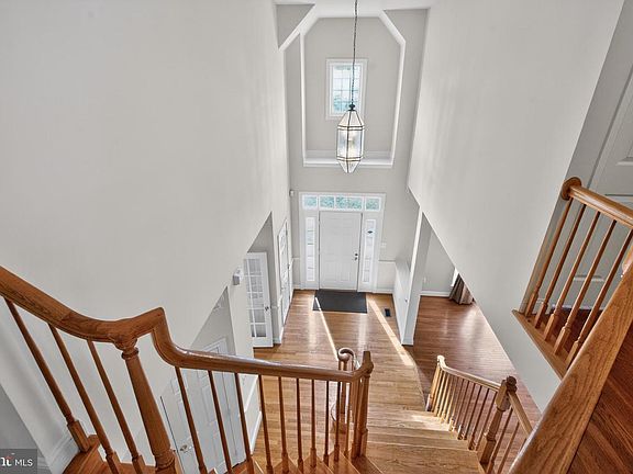 4th image of 1018 Heartfields Dr