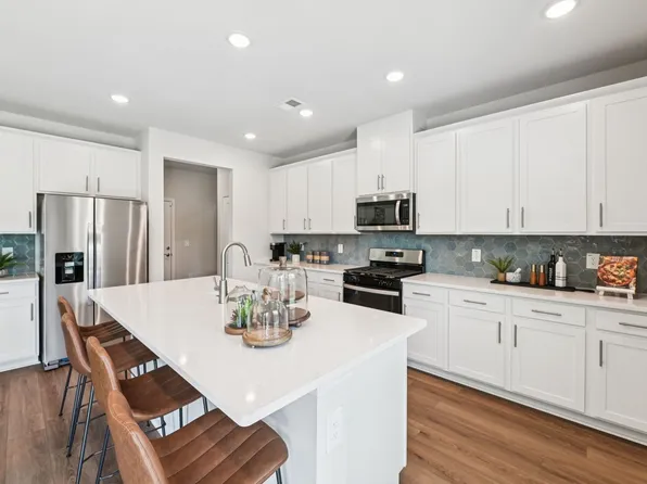 Taylorsville Plan, Avalon Place - Signature Series