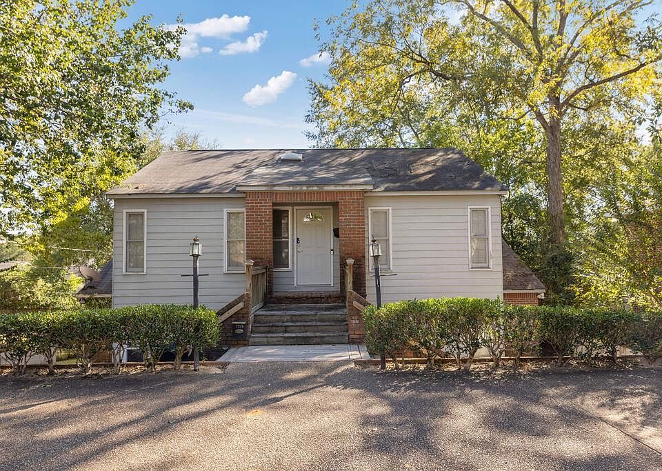 1st image of 1346 Virginia St #2