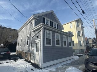 207 Church St, New Bedford, MA 02745