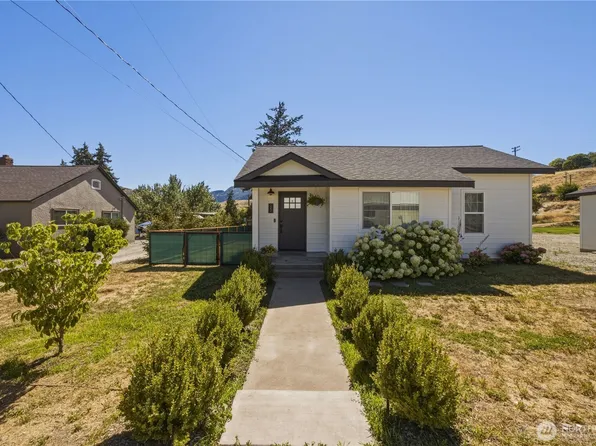 123 Chris Street, Pateros, WA 98846