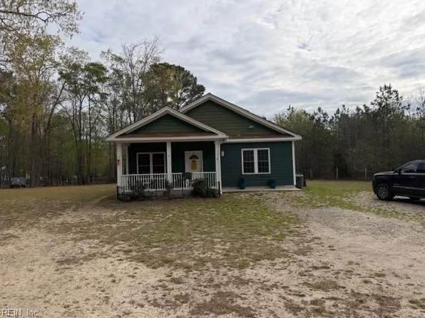 21483 Chestnut Ln, Zuni, VA 23898