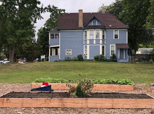 395 Thomas Ave #2, Saint Paul, MN 55103