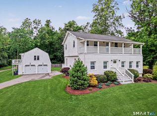 421AB Shelton Rd, Trumbull, CT 06611