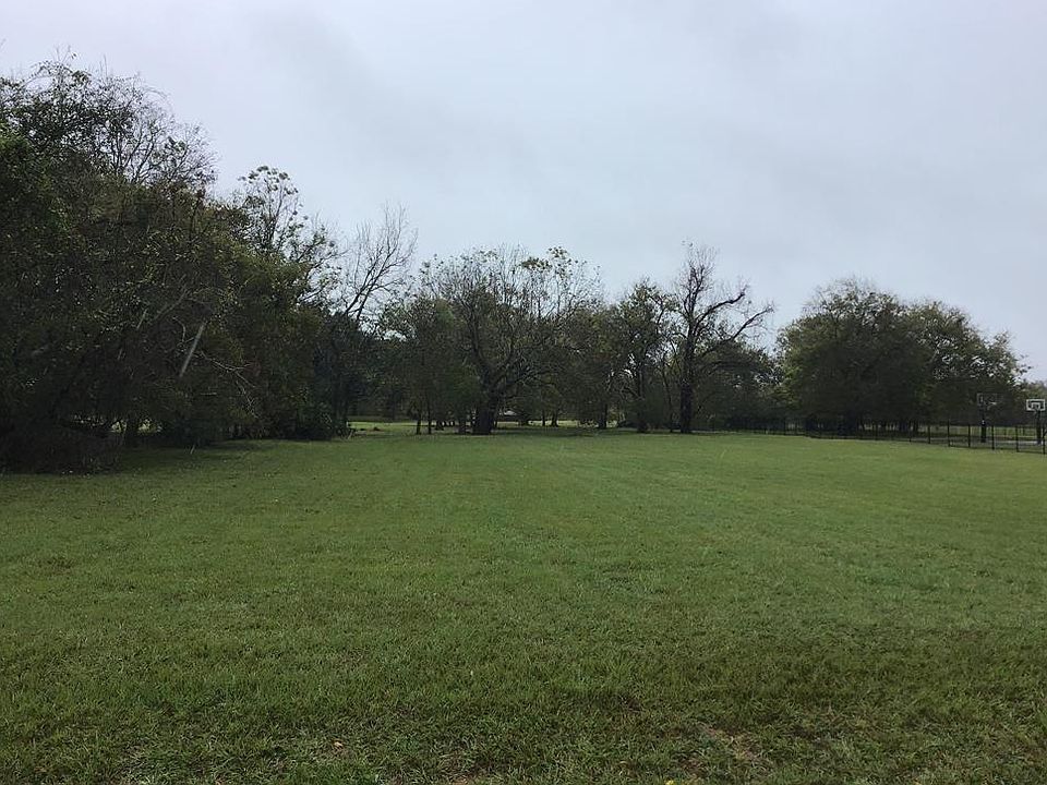 1st image of 9424 Churchlake Cir