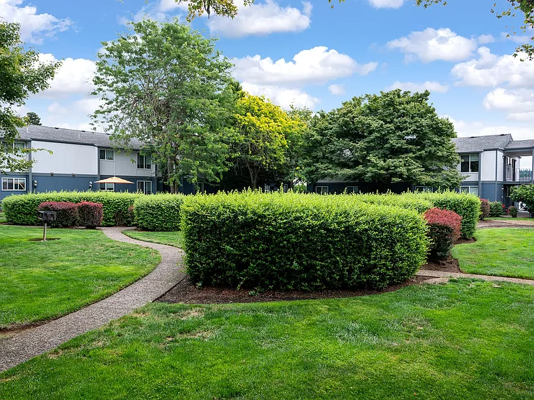 Battlecreek South | Exterior