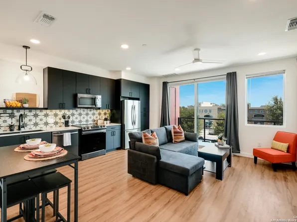 2165 Gabriels Place #1206, New Braunfels, TX 78130