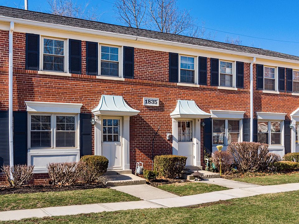 1st image of 1835 Northwest Ct APT C