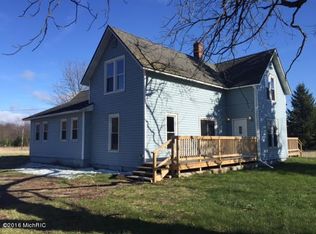 173 66th St, South Haven, MI 49090