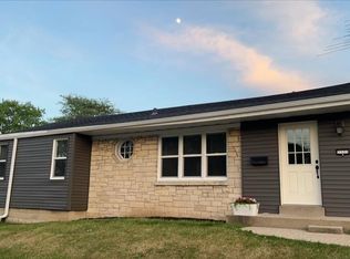 3531 W Manitoba St, Milwaukee, WI 53215