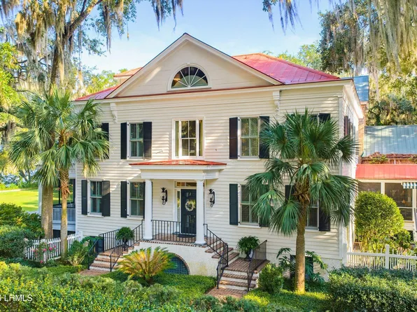 1 Waterside Drive, Beaufort, SC 29907