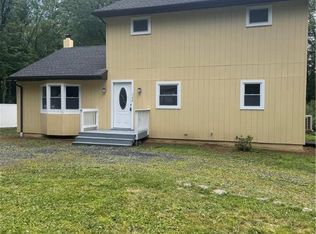 144 Hollow Rd, East Stroudsburg, PA 18302