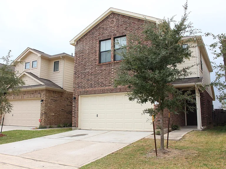 6643 Sharpstone Creek Ln — Photo 3