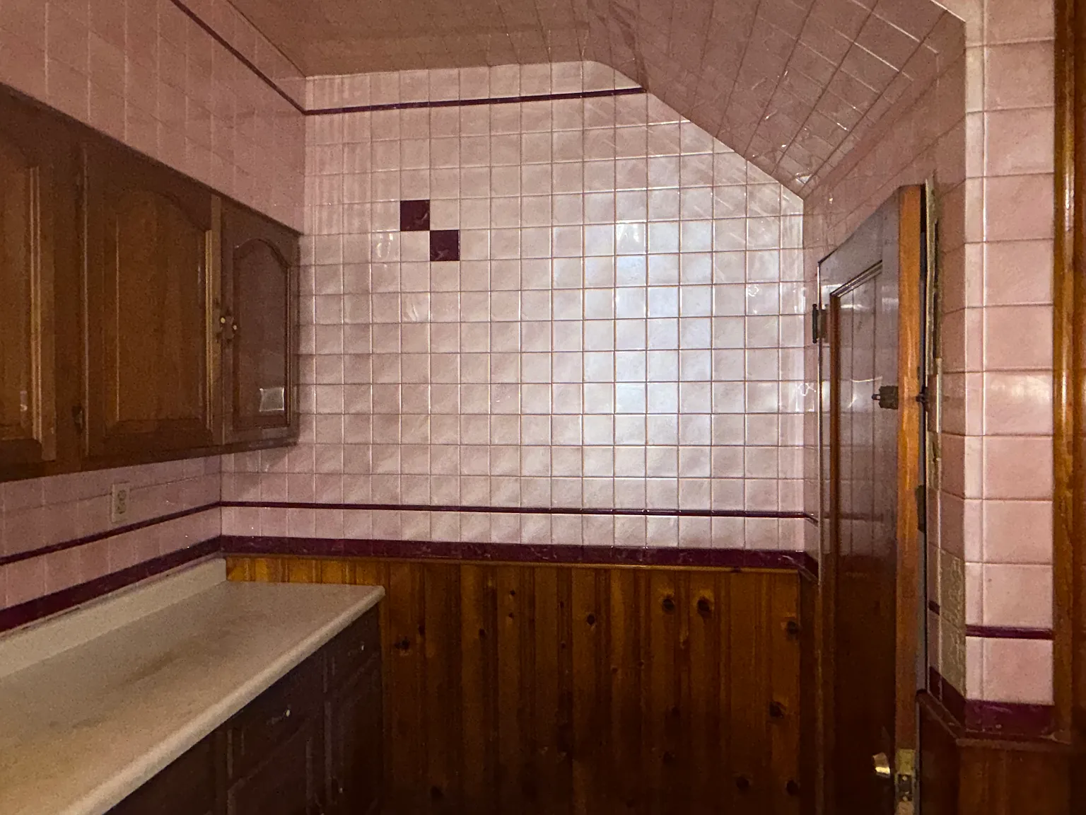 1024 Chartiers Ave — Photo 1