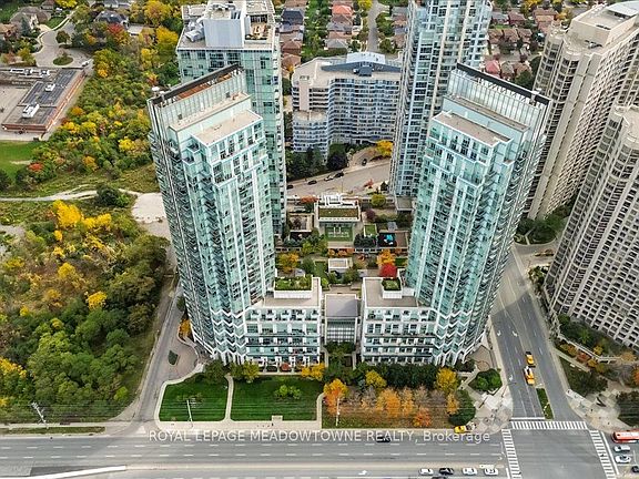 2nd image of 220 Burnhamthorpe Rd W #914