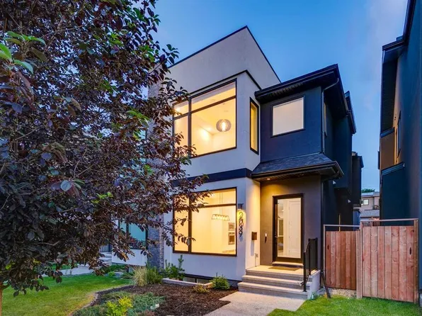 2039 N 44th Ave SW, Calgary, AB T2T 2N9