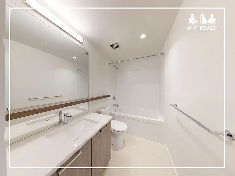 625 E 3rd St #101 — Photo 13