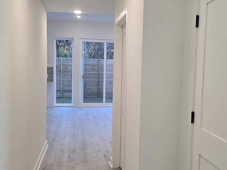 5107 E Riverside Dr #19101 — Photo 2